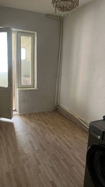 Квартира с обычным ремонтом.<br />
С частичной обстановкой.< — фото 4