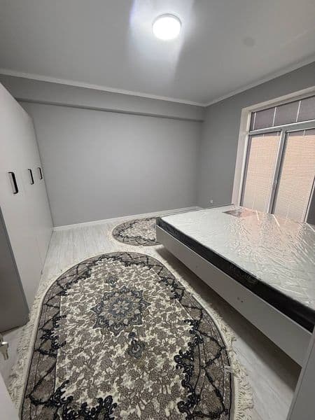 Olmazor tumanida joylashgan 3-xonali kvartera ijaraga berila