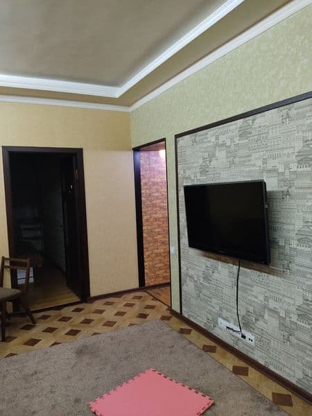 Юнусабад-11 сдаётся отличная 2х комнатная квартира полностью