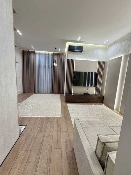 • Район: Шайхантаухрский<br />
• NRG U -TOWER <br />
• Комна — фото 3