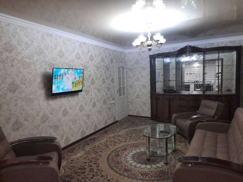 Из центра Ташкента (Ц1). Евроремонт. 2 этаж 4-х этажного дом