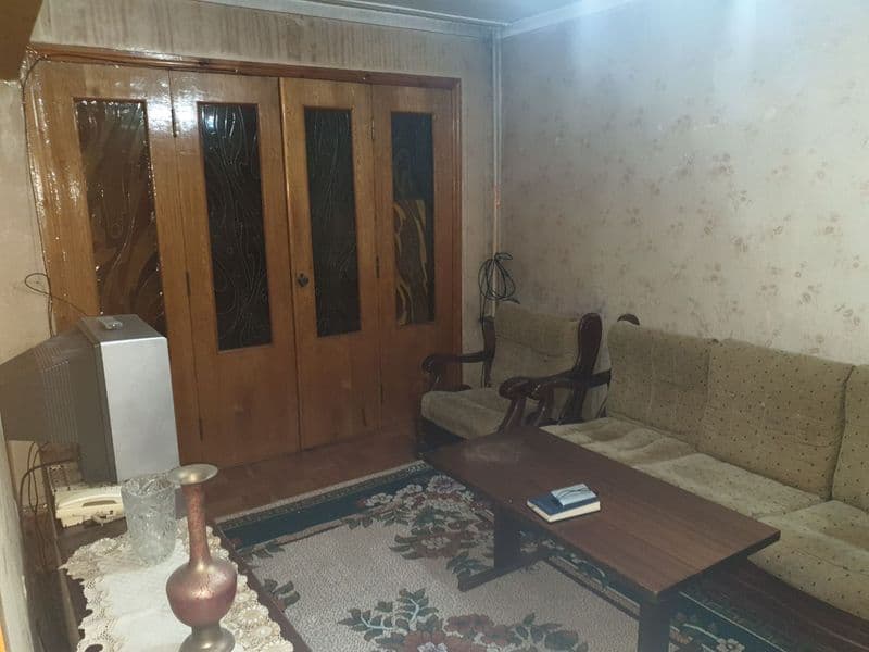 Аренда квартиры на Ц-5 2-1-4 (2*6) балкон чистая все необход