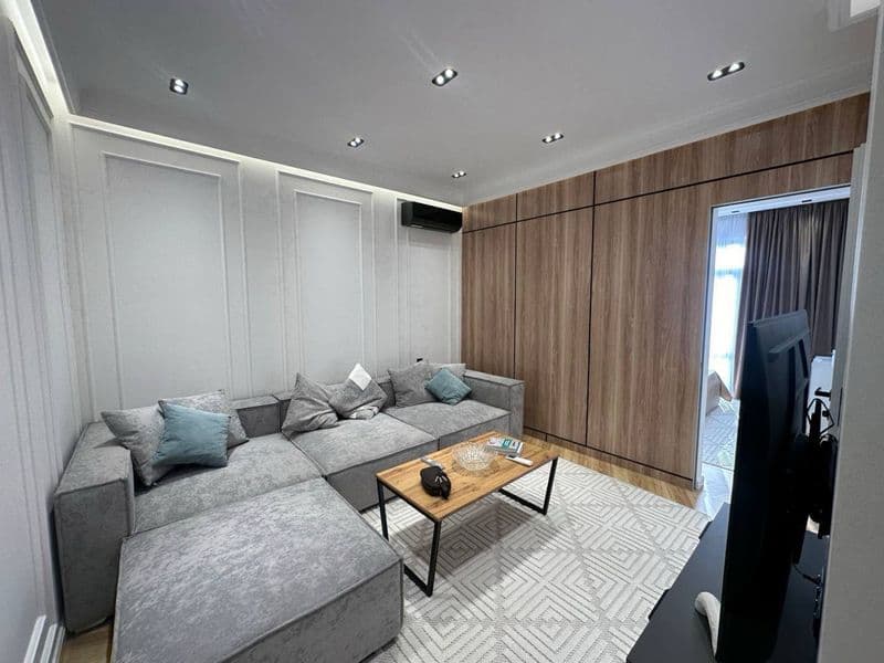 Мирабадский район <br />
Жк Parkwood <br />
3/7/14<br />
100