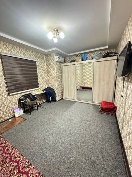 Мирзо Улугбек тумани Ттз 1 да квартира ижарага берилади. Рем