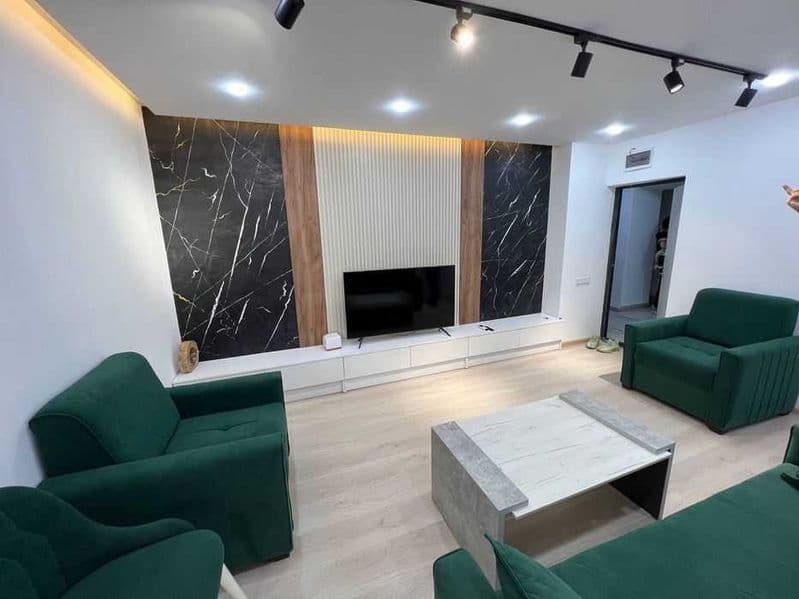 Район: Яккасарайский<br />
Адрес: ул. Бобура<br />
Ориентир: