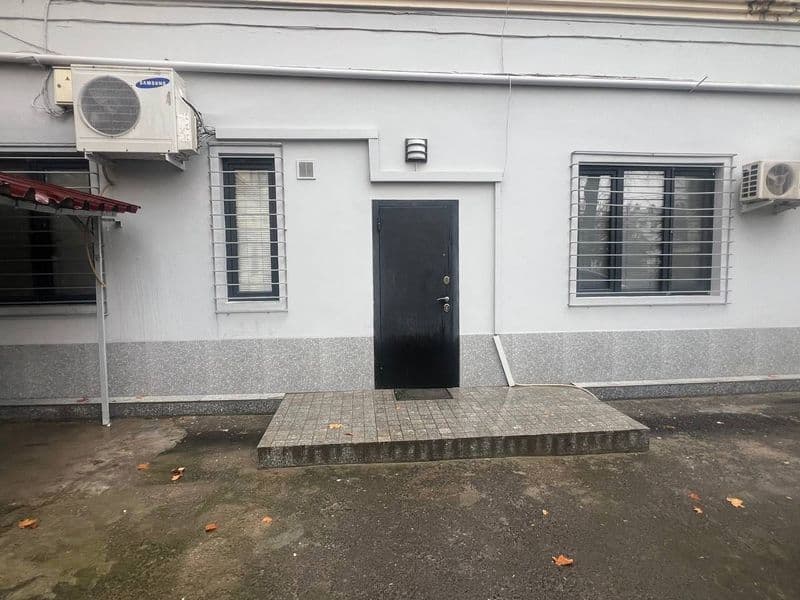 Сдаётся уютный, полностью оборудованный офис с отдельным вхо