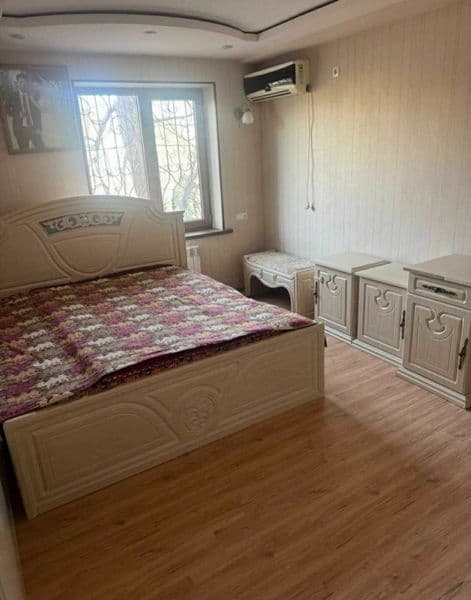 Olmazor tumani <br />
Beruniy metroga yaqin 5minut piyoda yu