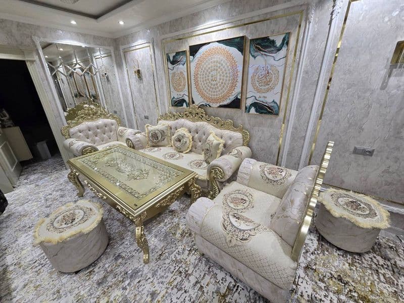 Чилонзор 17 квартал ⅔ килинган 1 қаватда жойлашган  локация 