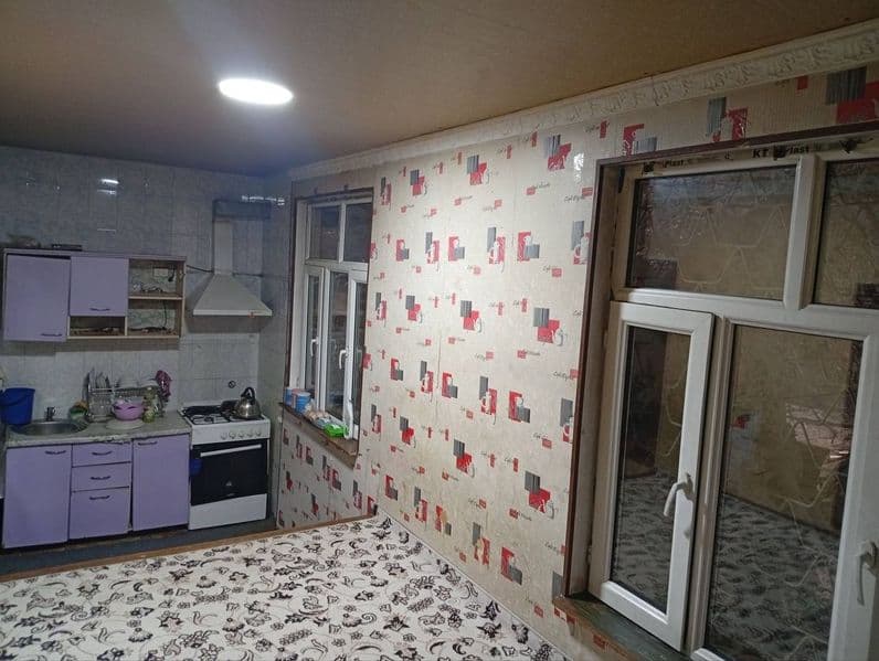 Юнусабад 10 квартал  1/1/5<br />
Средний ремонт <br />
300   — фото 3