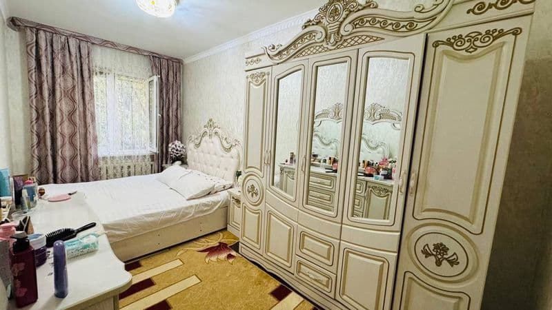 Юнус обод 8 квартал<br />
2 хона 3 хонали килинган<br />
Эта