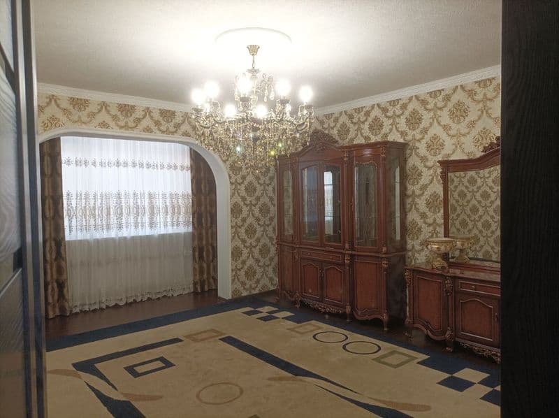 Assalom Alaykum, Hamza, Novza metrosi oldidagi uyimni ijarag