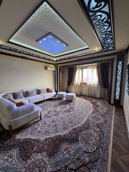 3 комнатная <br />
Полностью Укомплектована <br />
Мебелью и