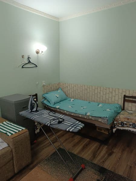 Янгихаетский район ,метро Чинор. Сдам комнату. ,в трёхкомнат