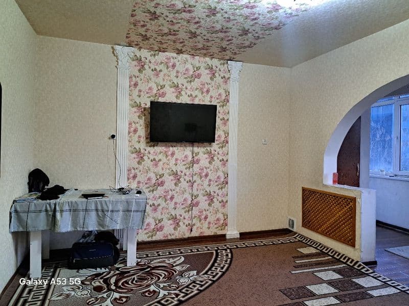 Assalomu alaykum kvartiraga  ichmaydigan chekmaydigan akurat