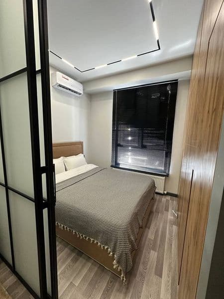 Аренда новостройка<br />
<br />
Район - Яккасарой<br />
Орие