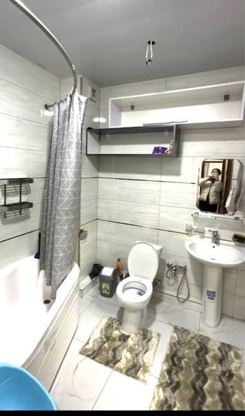 Parkentskida Navastroyka domda ijaraga kvartira beriladi. Uy — фото 5