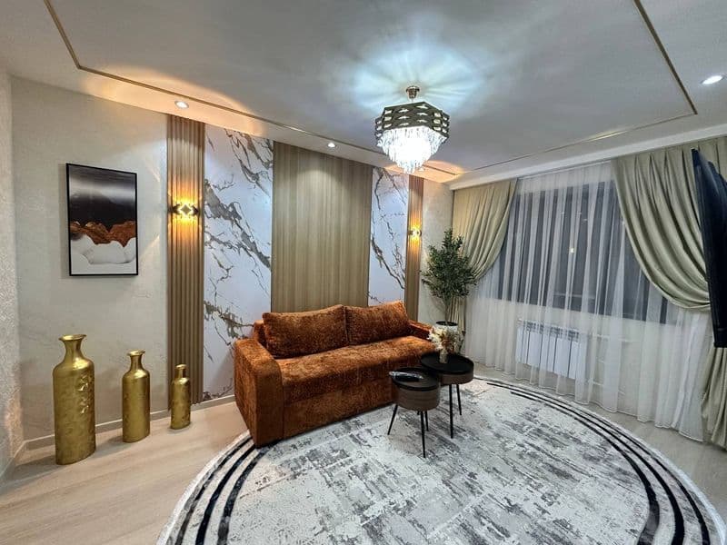 Ялангач  Аренда :<br />
1/1/4=500$<br />
25 м2<br />
Ориенти