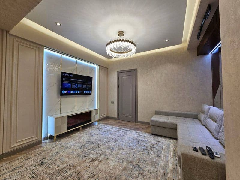 Яккасарайски район <br />
Жк Мадрид<br />
3/7/9<br />
115м2<