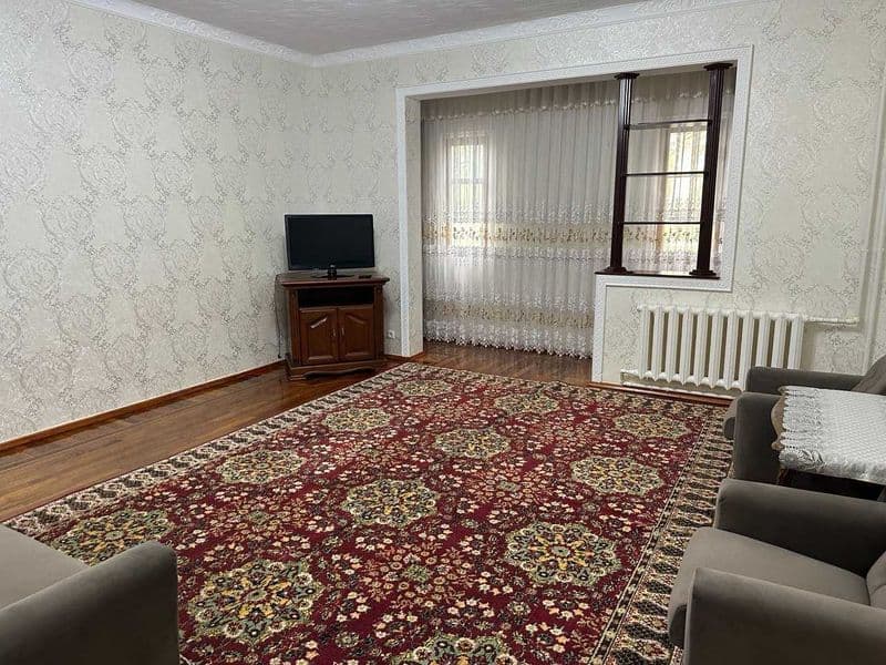 Сдаётся чистая и уютная квартира. Есть вся необходимая мебел