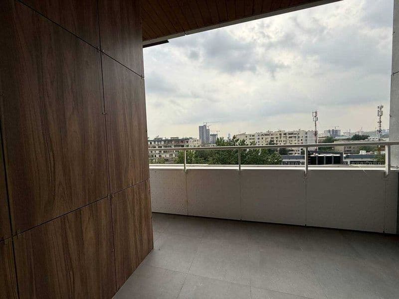 • Район: Мирзо Улугбек <br />
• Ц 1 <br />
• Комнат: 3<br /> — фото 3