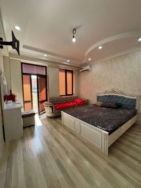 Manzili: Uchtepa tumani 14 mavze<br />
 Moʻljali: Jahon till