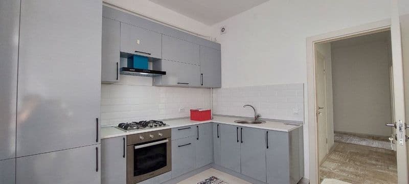 Аренда 2/9/9 Цена: 400$<br />
Семье, девушкам, парням <br />