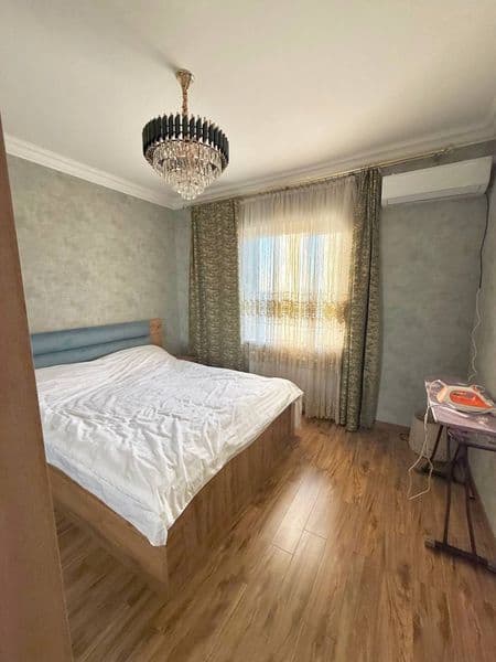 Отличное расположение дома - всё рядом - много магазинов, Це — фото 2