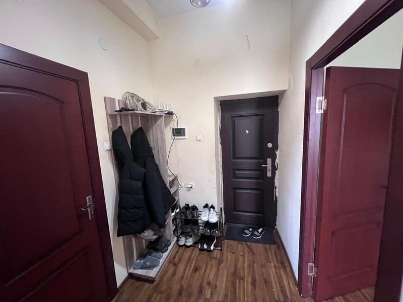 Сдам семейной паре можно с детьми. Ремонт средний.<br />
Без — фото 2