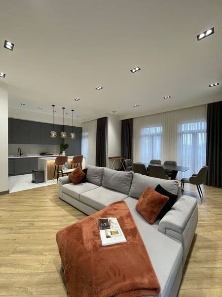 Шайхантахурский район<br />
Ташкент Сити<br />
ЖК Бульвар<br