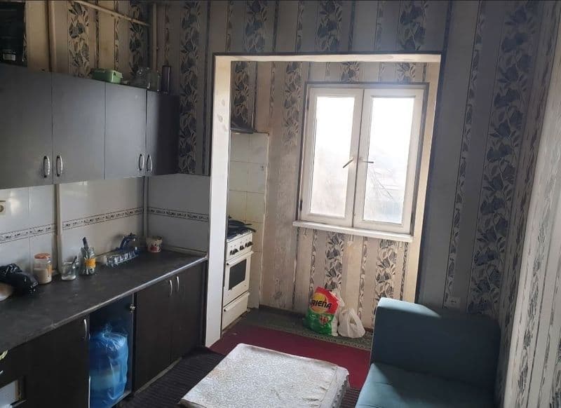 Eski PDP binosi oldida<br />
Bizning 2 xonali kvartiramizga  — фото 3