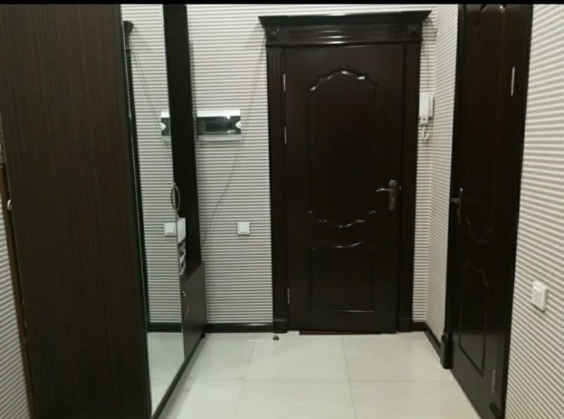 Сдаётся 2хкомнатная евро квартира новостройка 100м <br />
<b — фото 4