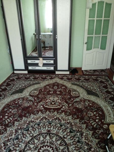 Talaba qizlar  uchun ijara xona, uy egasi bilan birga yashas