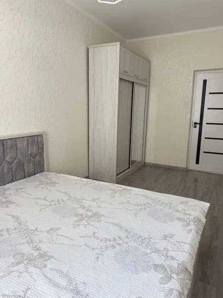 Срочно сдается квартира 2 комнатная,полностью обустроенна дл — фото 3