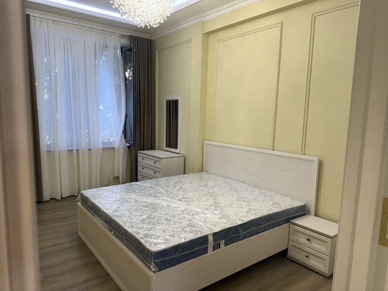 Квартира в новостройке в отличном состоянии 120 кв м   На 1  — фото 4