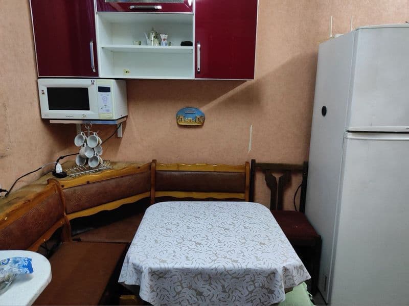 Срочно сдам квартиру <br />
спутник 9 <br />
3/1/2 300& <br 