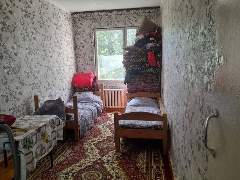 2 хона 4чи кават 4 каватли уй <br />
1,5 × 6 балкон <br />
5
