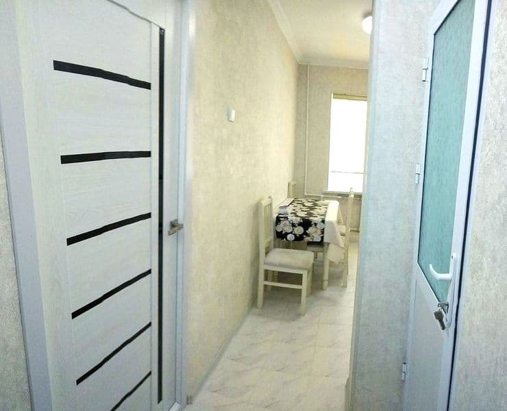 Удобное расположение в центре города. Квартира светлая, чист — фото 5