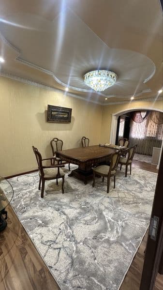 Chilonzor S kvartal 1 etaj 3 honali. 2 oy puli oldindan olam