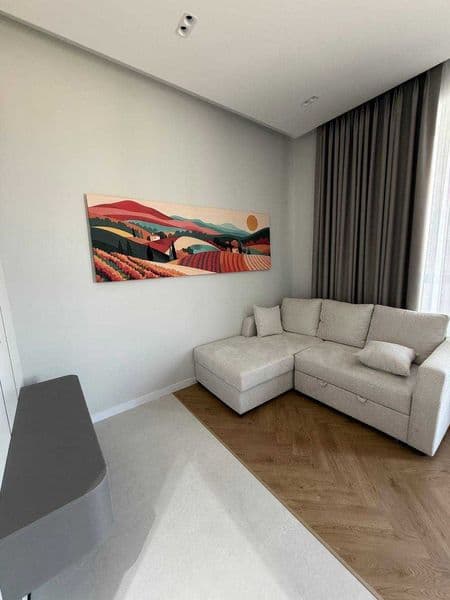 Сдается квартира с красивым ремонтом<br />
<br />
• Район: Ш