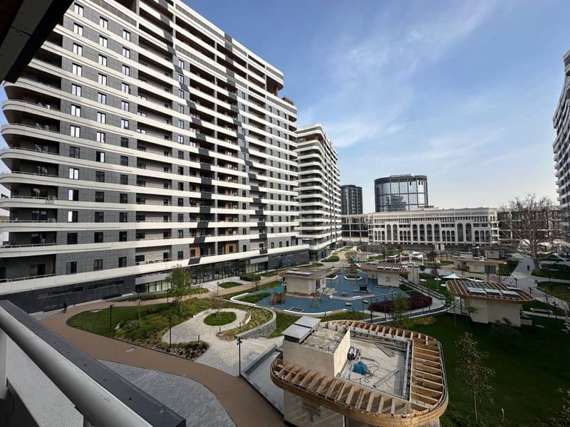 Аренда <br />
2 комнатная <br />
10 этаж <br />
17 этажность