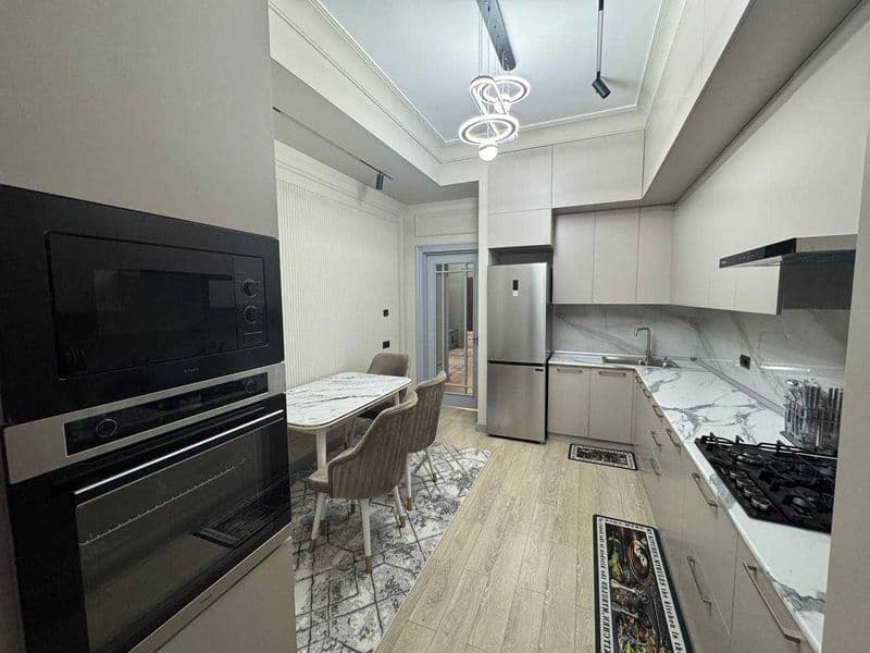 • Район: Юнусабад<br />
• ЖК: Новостройка<br />
• Комнат: 3< — фото 4