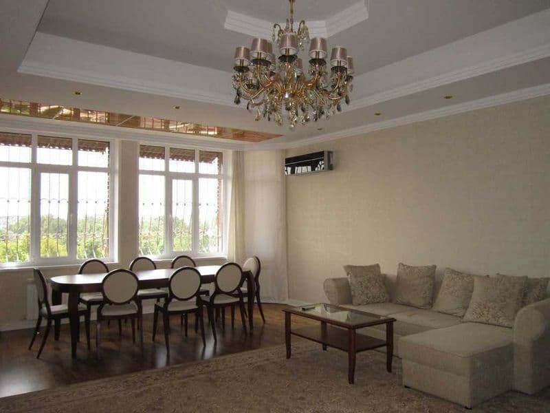 Сдаётся 3комнатная евроквартира, ул. Садыка Азимова, ориенти