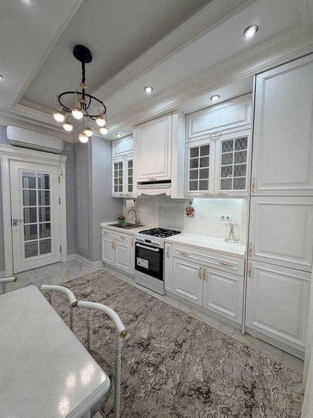 Аренда <br />
Garden’s residents <br />
<br />
Общая 100 м2<