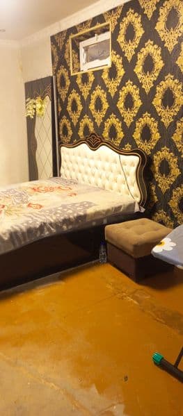 Ijaraga uy beramiz <br />
faqat qizlarga va ishlaydigan ayol