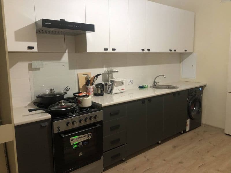 2 хонали квартирани 1 та хонасига 2 та киз куйилади хамма ша