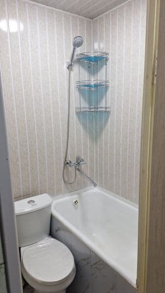 Сдаётся квартира ,на долгих срок.рядом магазины,базаре распо — фото 3