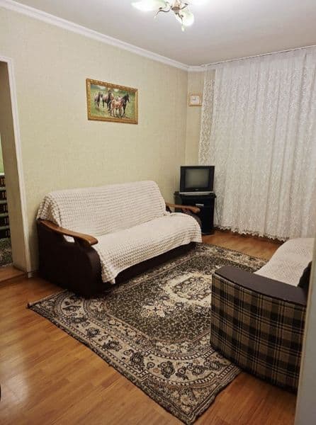 Сдается в аренду для семьи в Юнусабадском районе с мебелью и