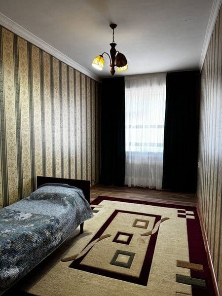 Рядом с базаром Кадышева<br />
3 этаж<br />
2-комнатная квар — фото 5