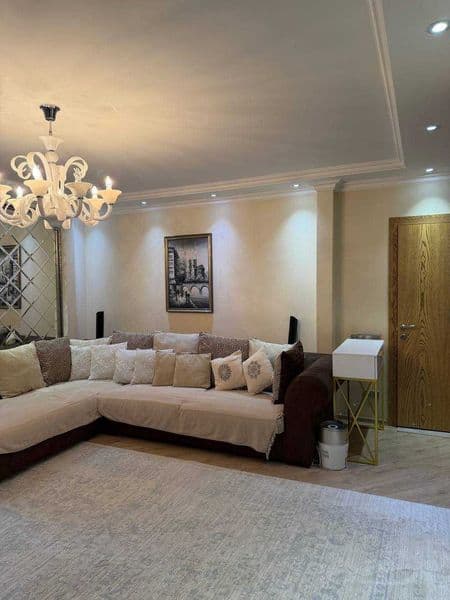 Сдается в Центре города Ц-7 с Хорошим ремонтом, недавно был 