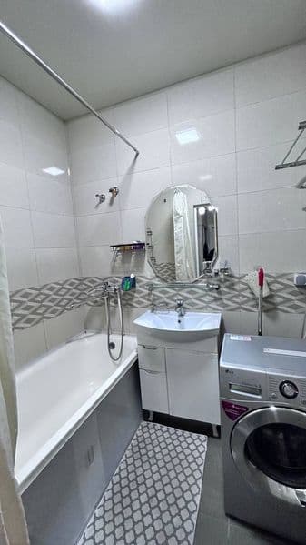 Карасарайская улица, очень удобный и тихий район. Имеется вс — фото 2